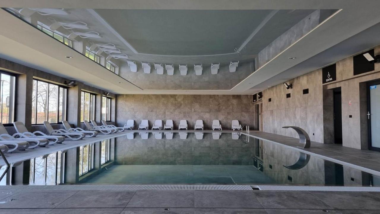 Wspanialy Apartament & Spa Nad Morzem Dziwnów Exteriör bild